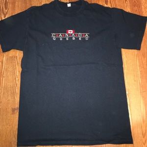 Embroidered Canada Quebec T shirt Size M